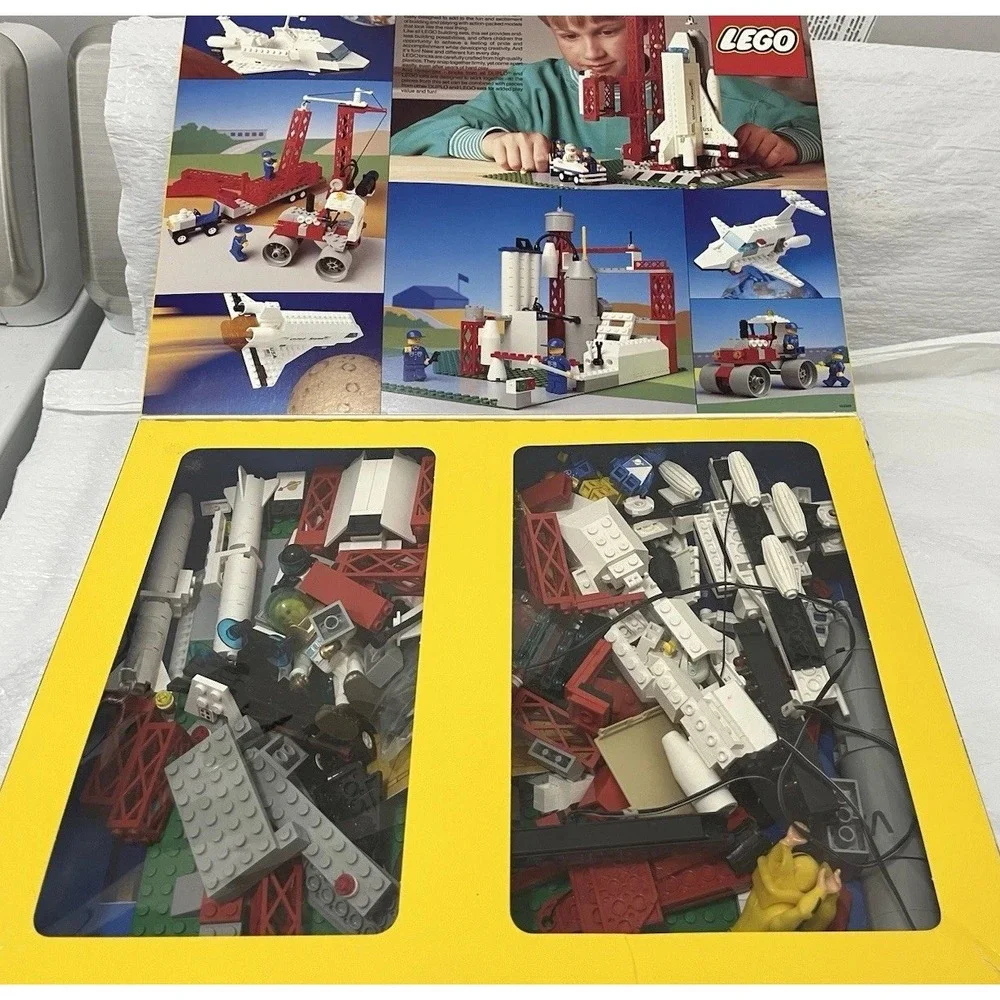 LEGO Town: Space Shuttle Launch (1682) Complete w/ Retail Box 1990 Set